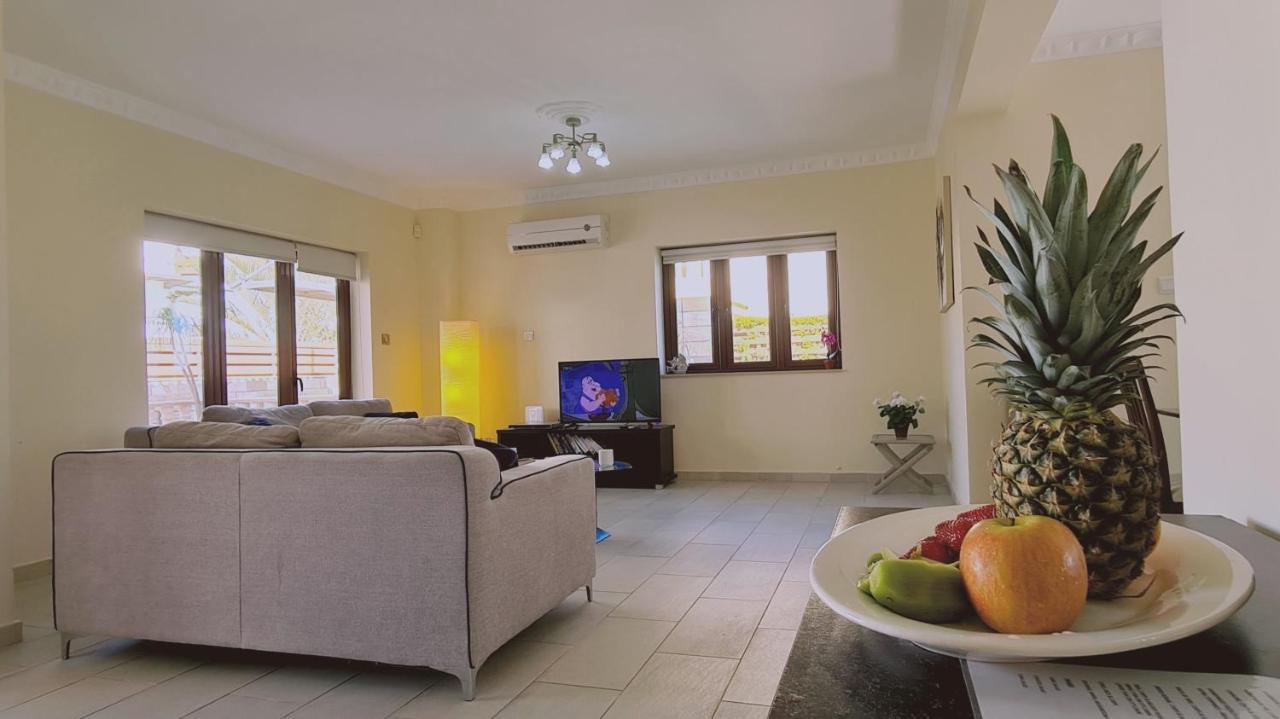 Stay Ocean View Villa พาราลิมนี ภายนอก รูปภาพ