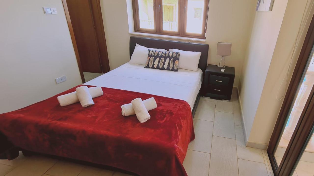 Stay Ocean View Villa พาราลิมนี ภายนอก รูปภาพ