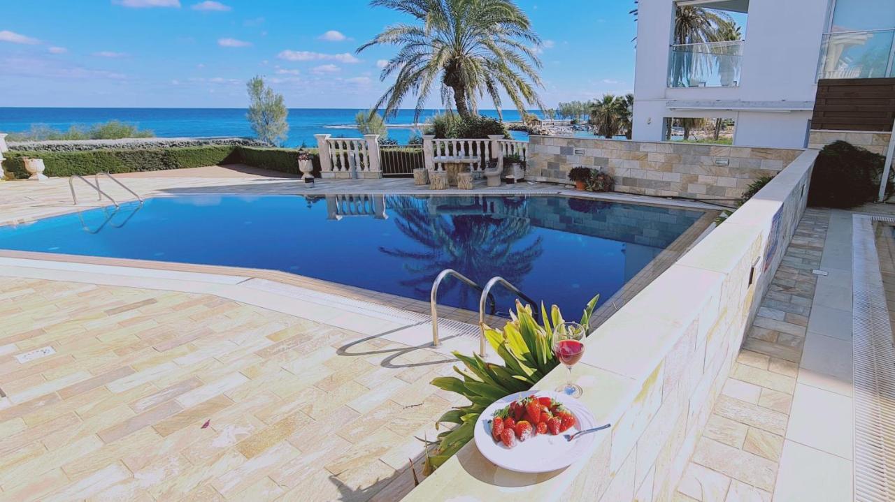 Stay Ocean View Villa พาราลิมนี ภายนอก รูปภาพ