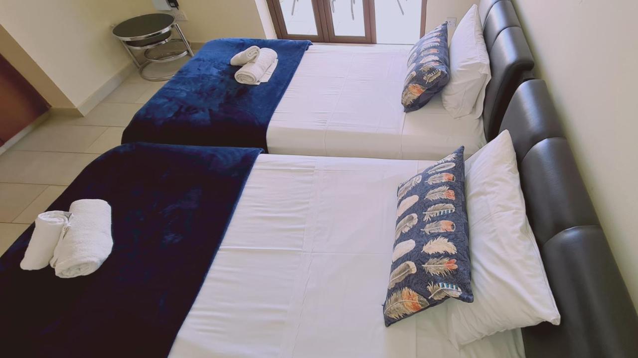 Stay Ocean View Villa พาราลิมนี ภายนอก รูปภาพ