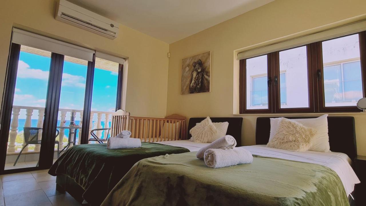 Stay Ocean View Villa พาราลิมนี ภายนอก รูปภาพ