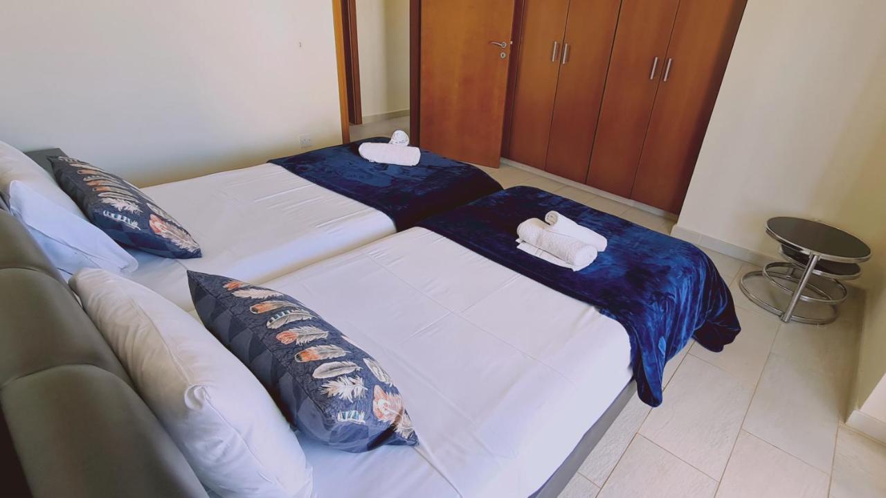 Stay Ocean View Villa พาราลิมนี ภายนอก รูปภาพ