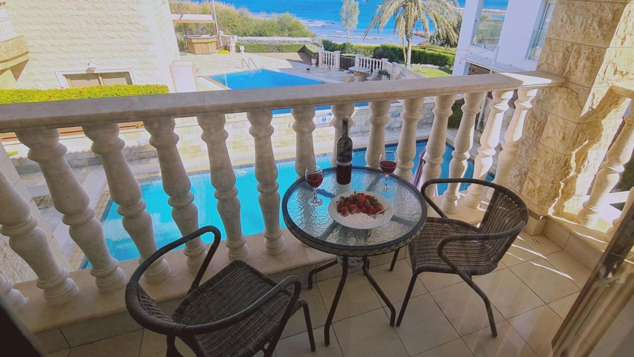 Stay Ocean View Villa พาราลิมนี ภายนอก รูปภาพ