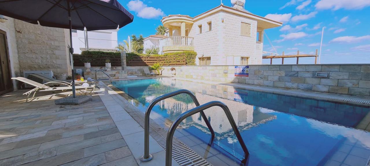 Stay Ocean View Villa พาราลิมนี ภายนอก รูปภาพ